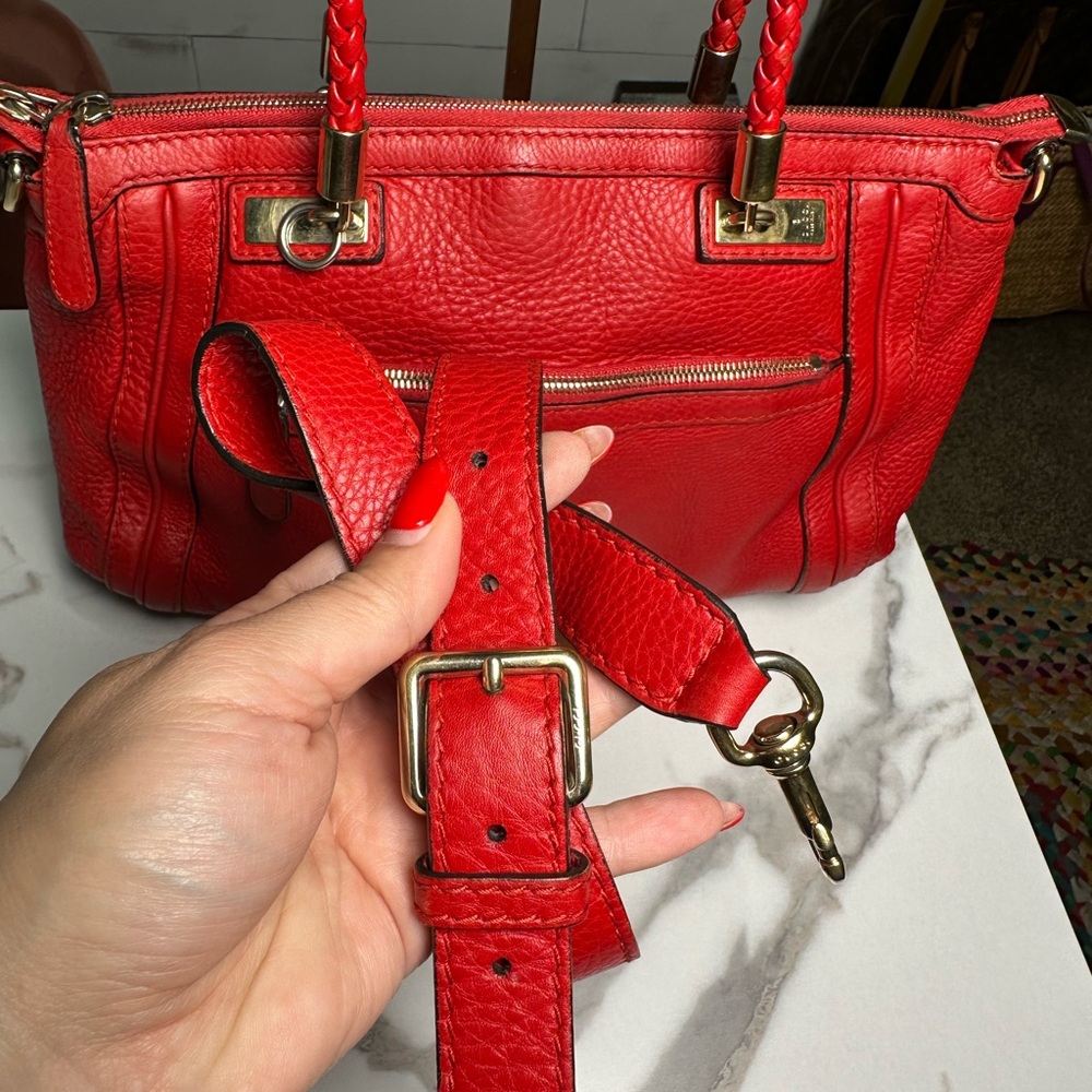 SOLD ❌ Gucci Red Leather 2 Way Bag - Picture 2 of 15